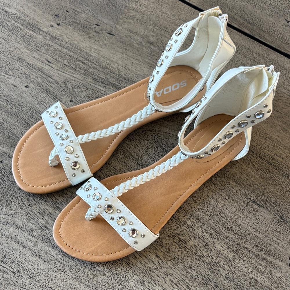 LAST CHANCE! Donating 4/1! Soda NWT White and Tan Studded Sandals